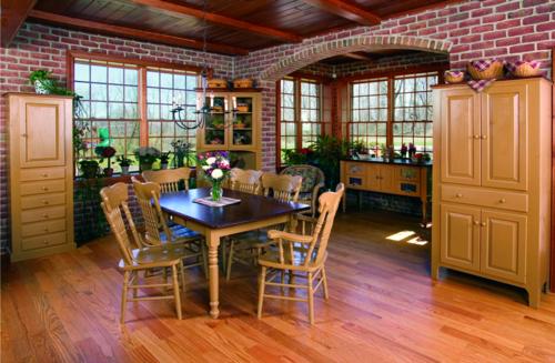 Woodcraft Living & Dining