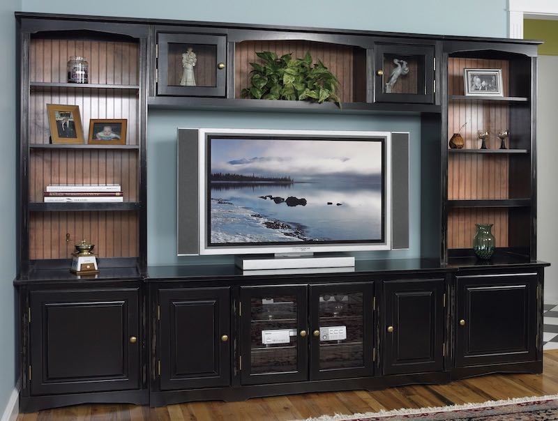 Arthur Brown entertainment console